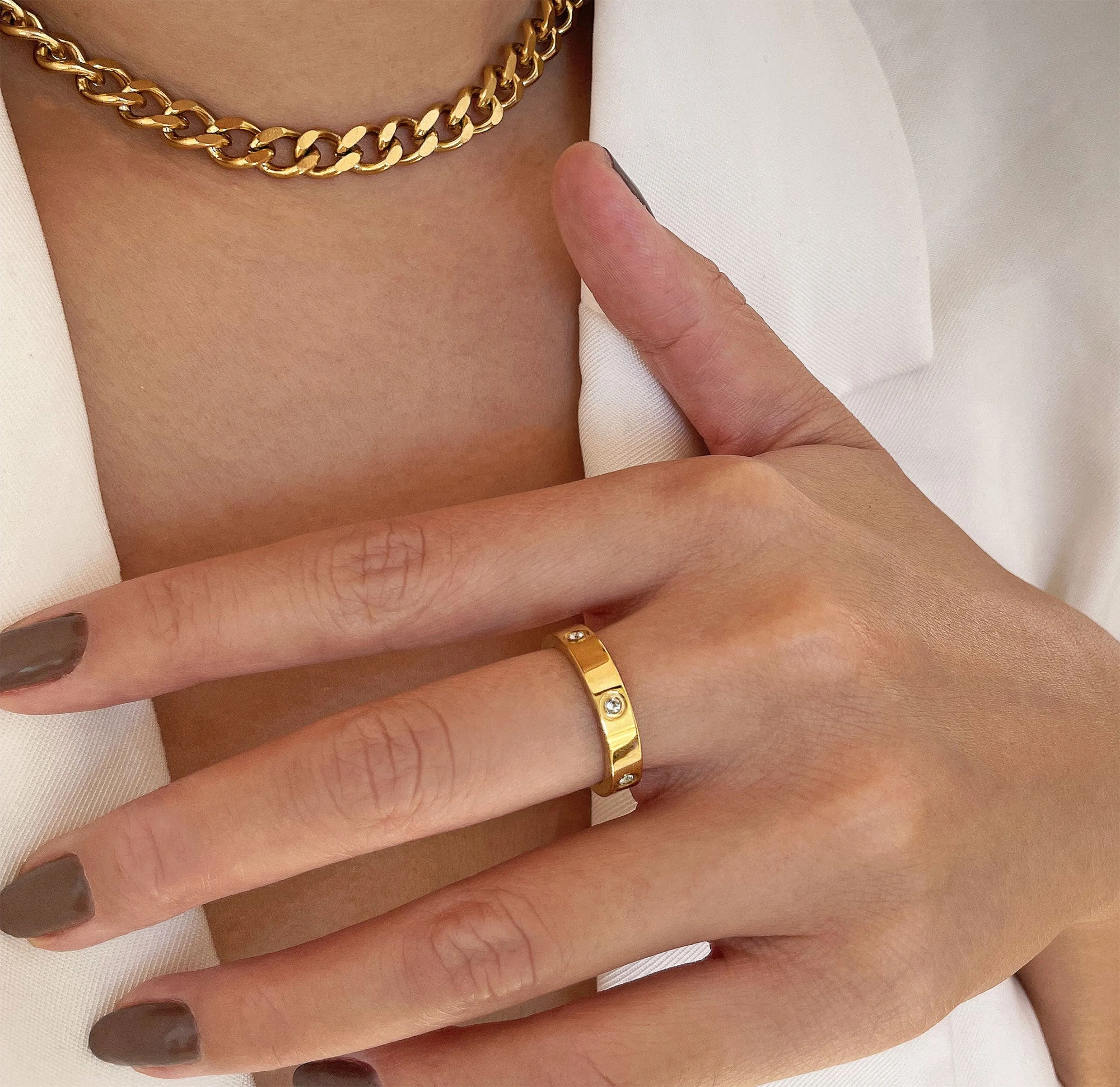 CARRIE 18K GOLD PAVE STACKABLE RING