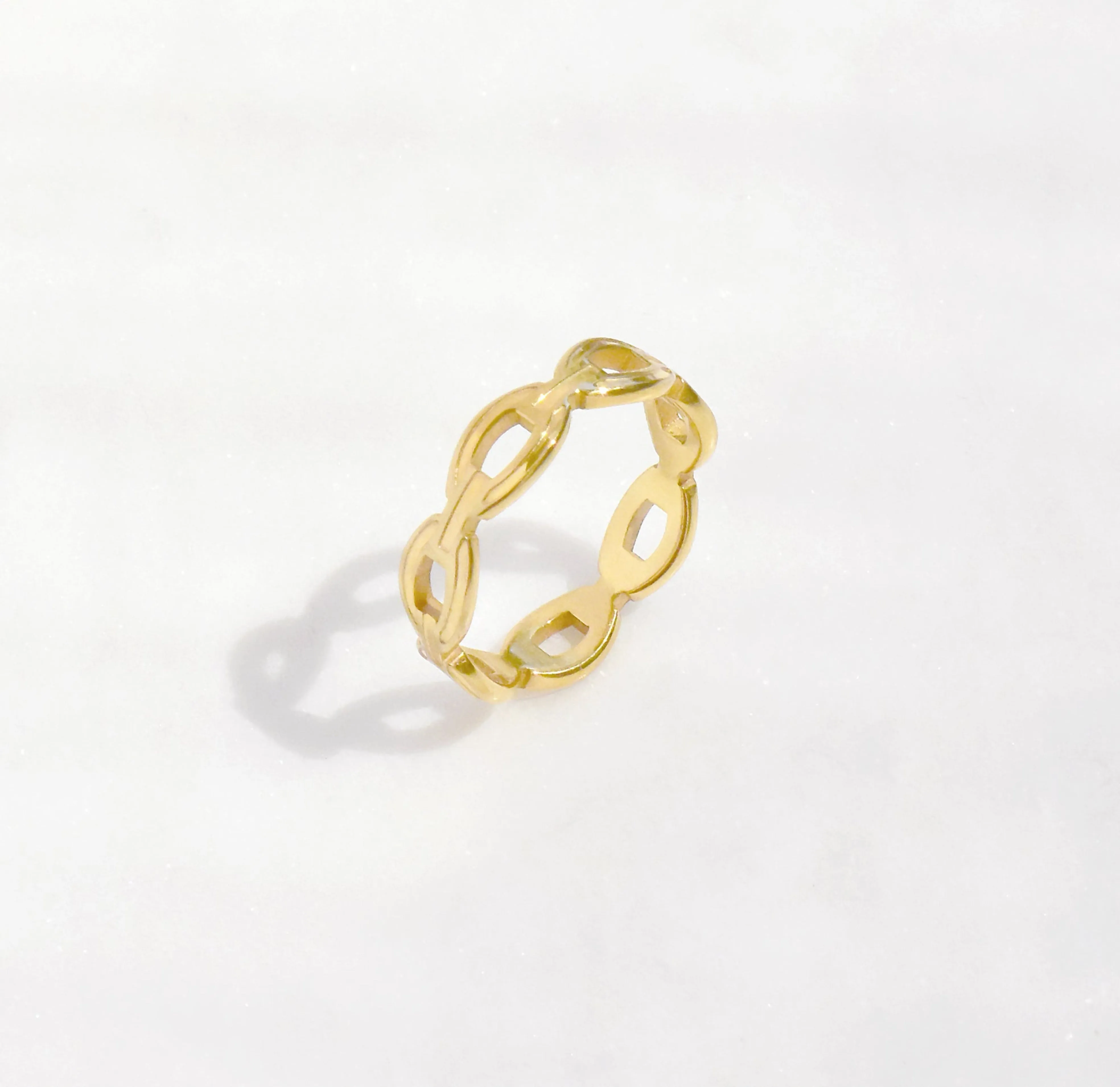 DYLAN GOLD CHAIN LINK STACKABLE RING