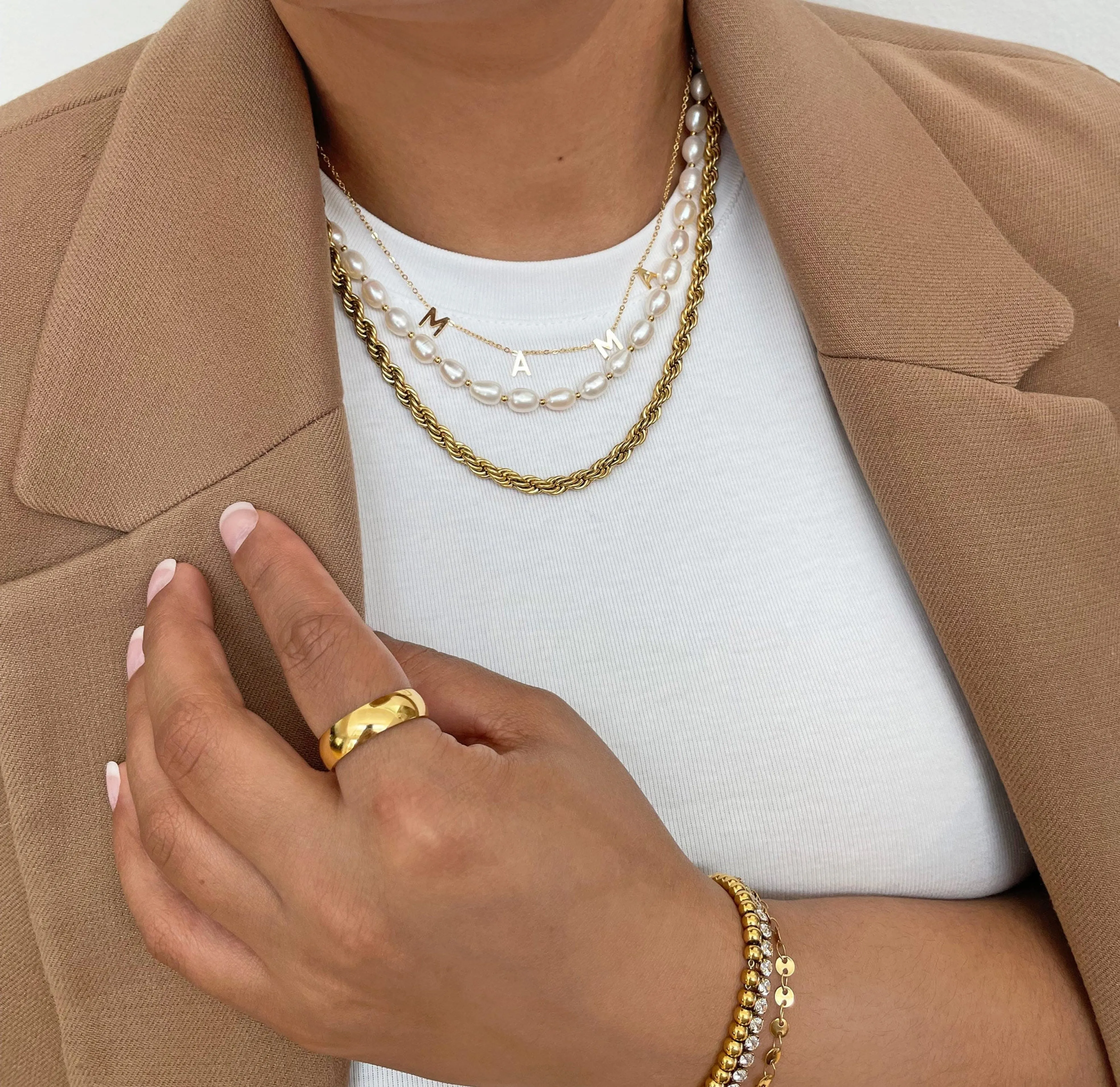 TONI THICK GOLD STACKABLE RING BAND