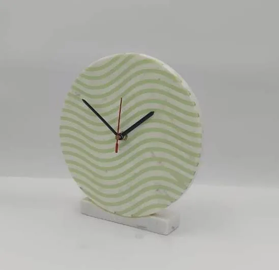 VR SOURCING White Marble Table Clock with Resin Inlay, 20 cm